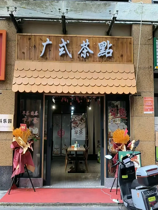 房东直租：兴宁区明秀路东路江宇世纪城45平临街铺面招租