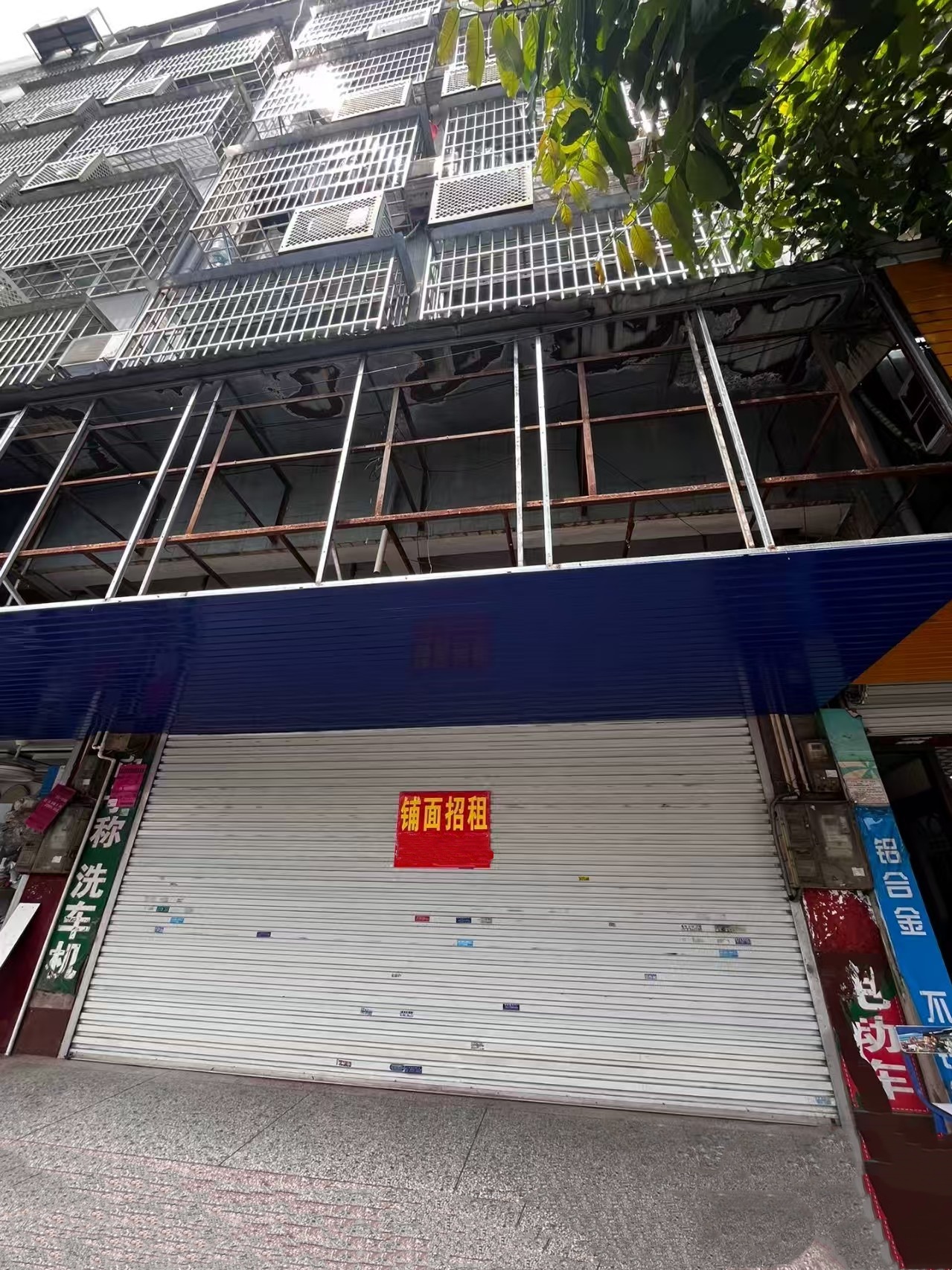 房东直租 良庆区银海大道56平临街铺面 、200平仓库招租