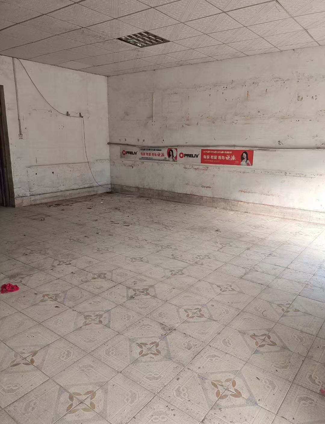 良庆区银海大道25一46平旺铺空铺招租