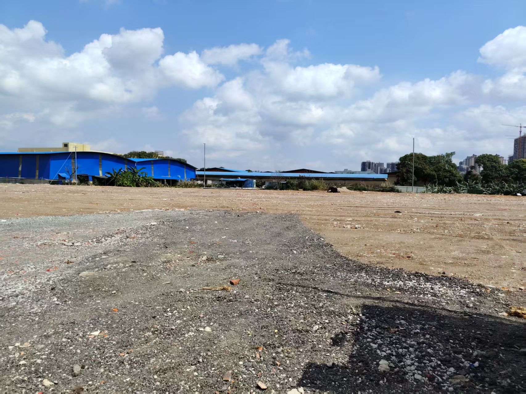 江南贵和路、三津大道：100一13000平多间铺面厂房仓库土地招租