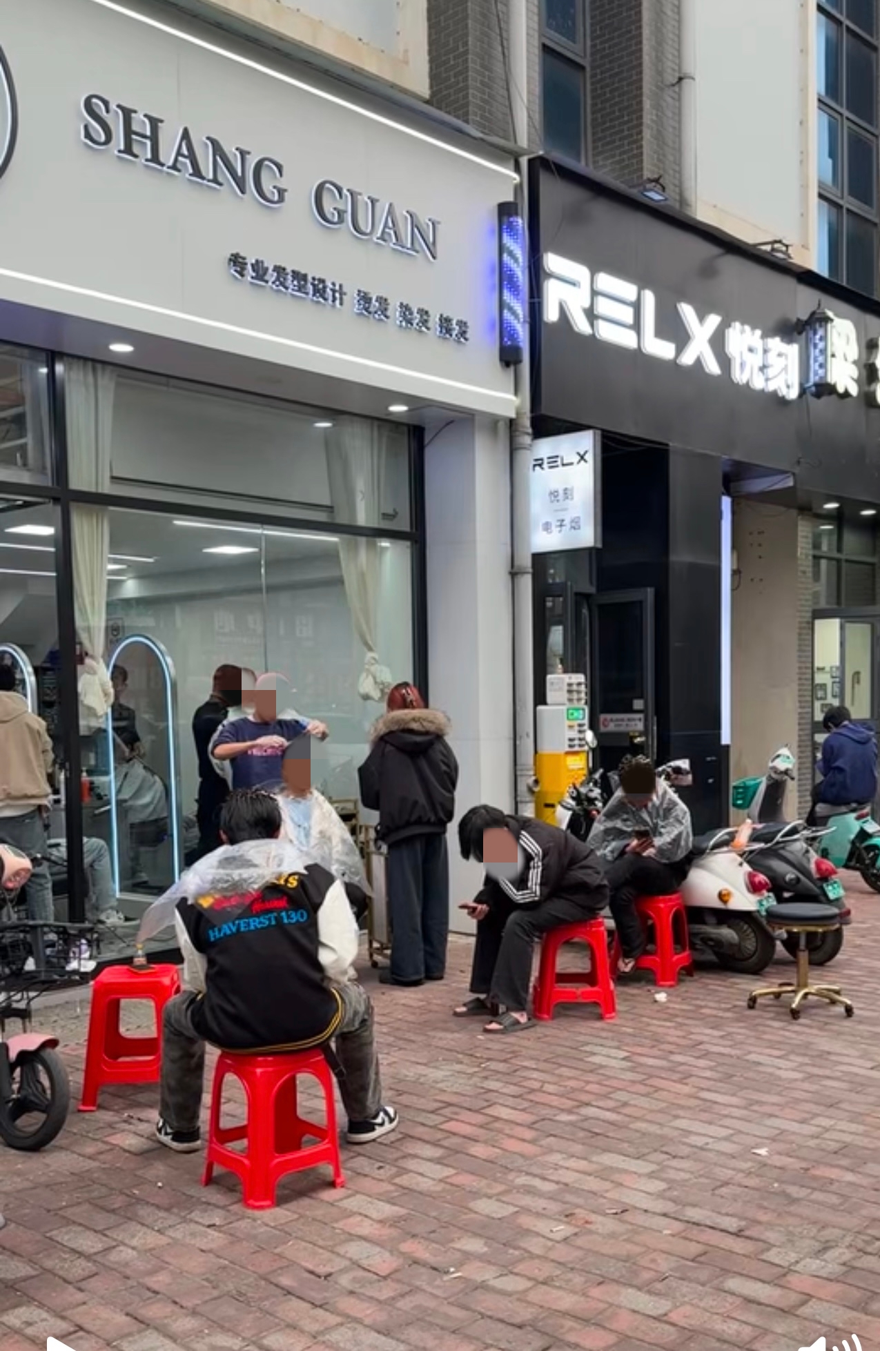 西乡塘区沈阳路西城品阁带阁楼56平临街铺面转让可空转